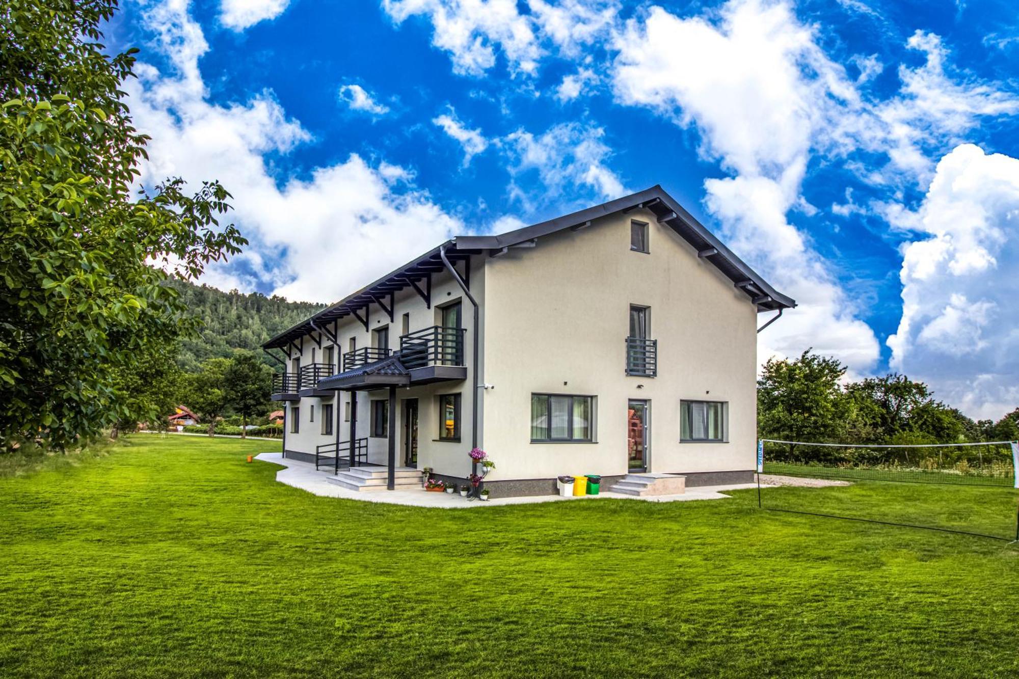 فندق Transalpina Retreat Novaci-Străini المظهر الخارجي الصورة