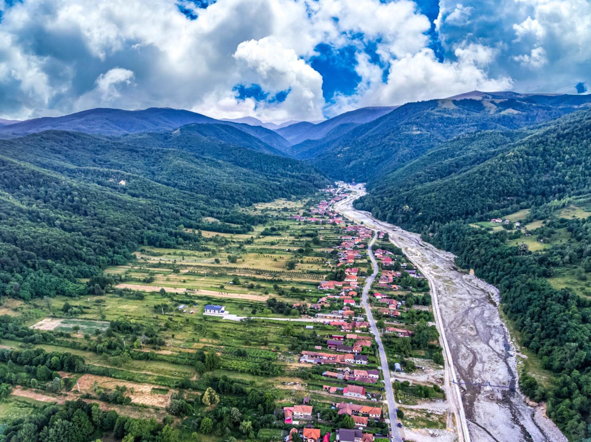 فندق Transalpina Retreat Novaci-Străini المظهر الخارجي الصورة