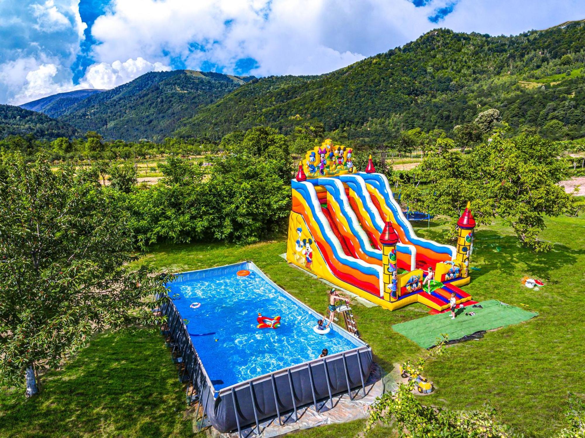 فندق Transalpina Retreat Novaci-Străini المظهر الخارجي الصورة
