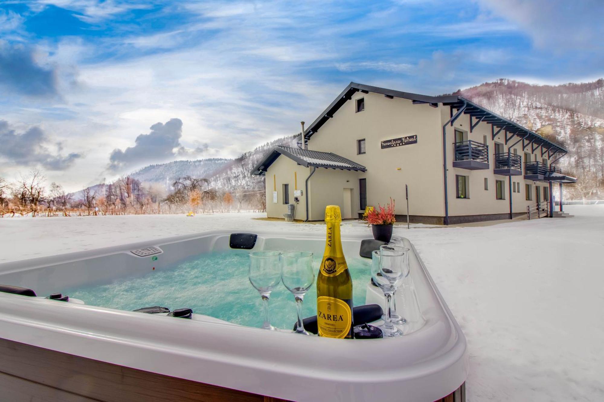فندق Transalpina Retreat Novaci-Străini المظهر الخارجي الصورة